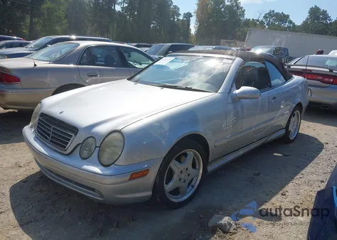2000 Mercedes-Benz Clk 430 from USA, damaged, VIN WDBLK70G4YT043231